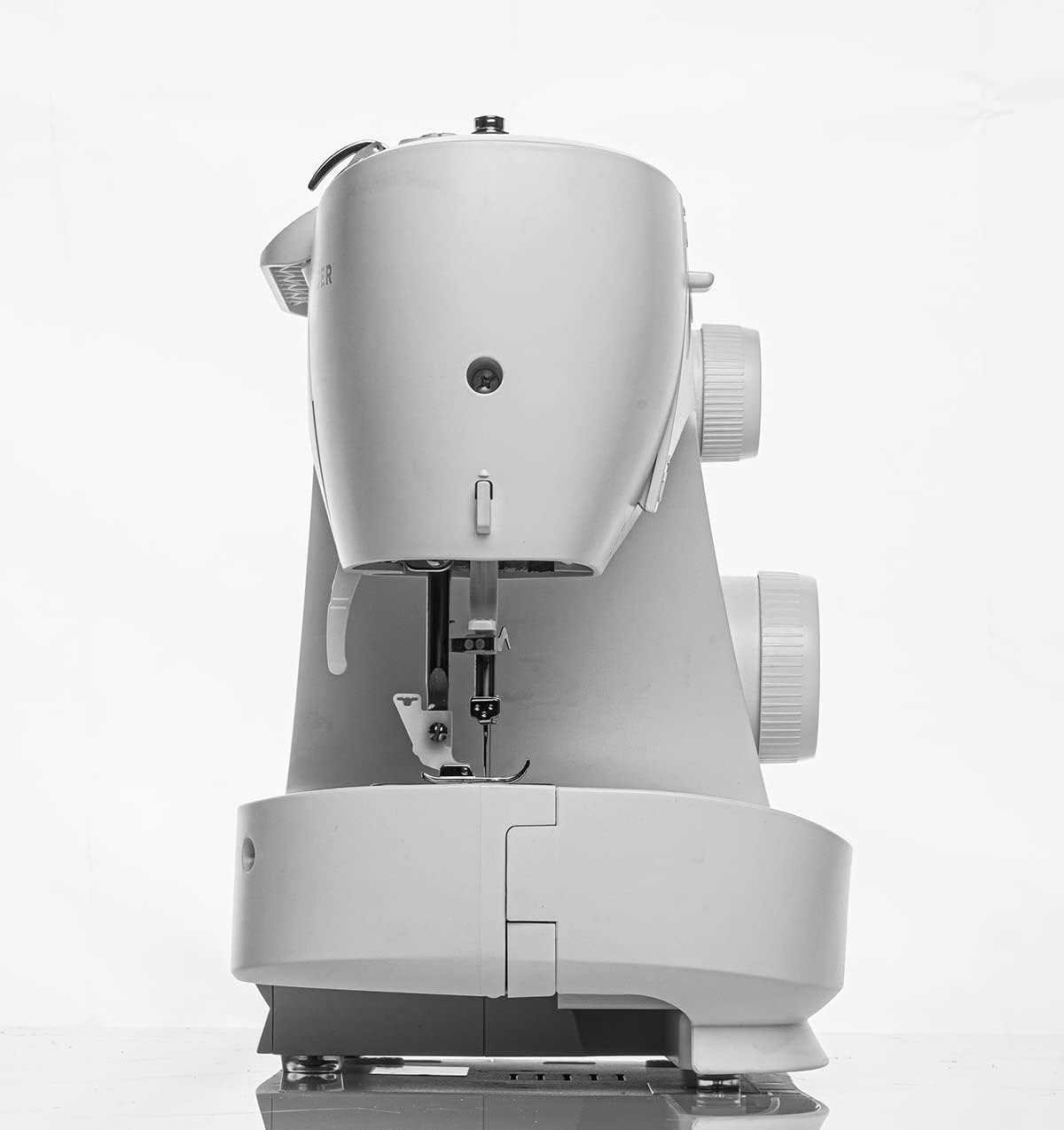 Macchina da cucire SINGER MC M 2605